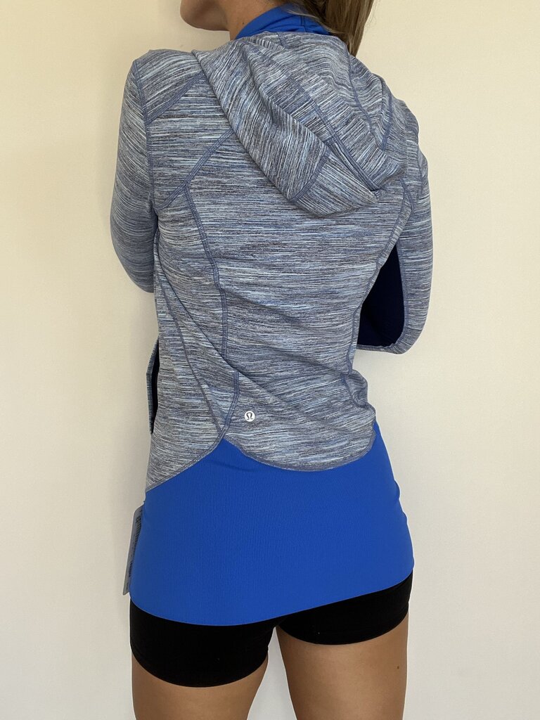 Lulu Lemon Daily Practice Jacket - Size 8(12) (NEW)