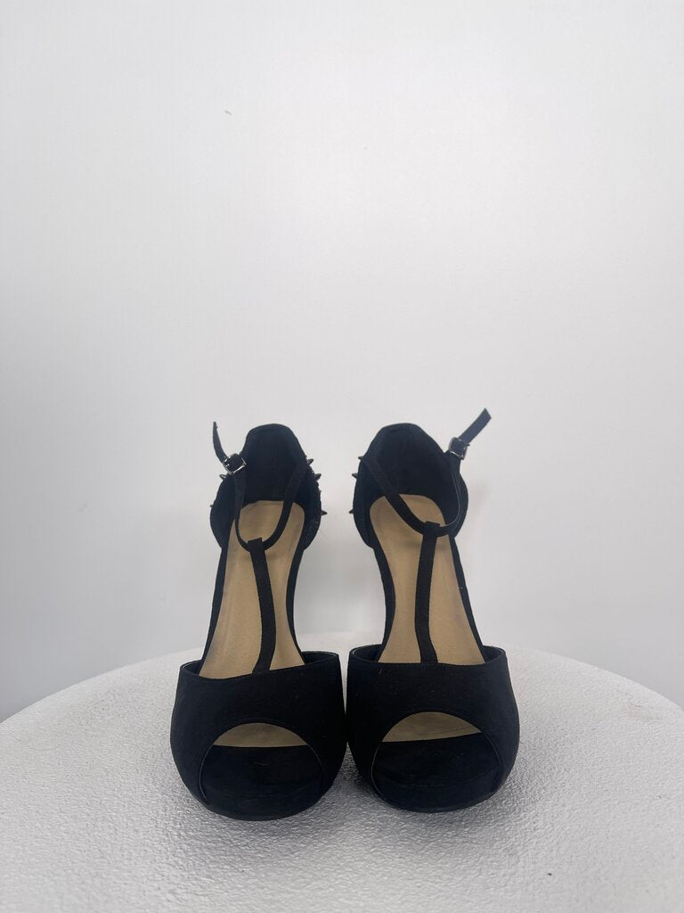 Novo Studded Heels - Size 39