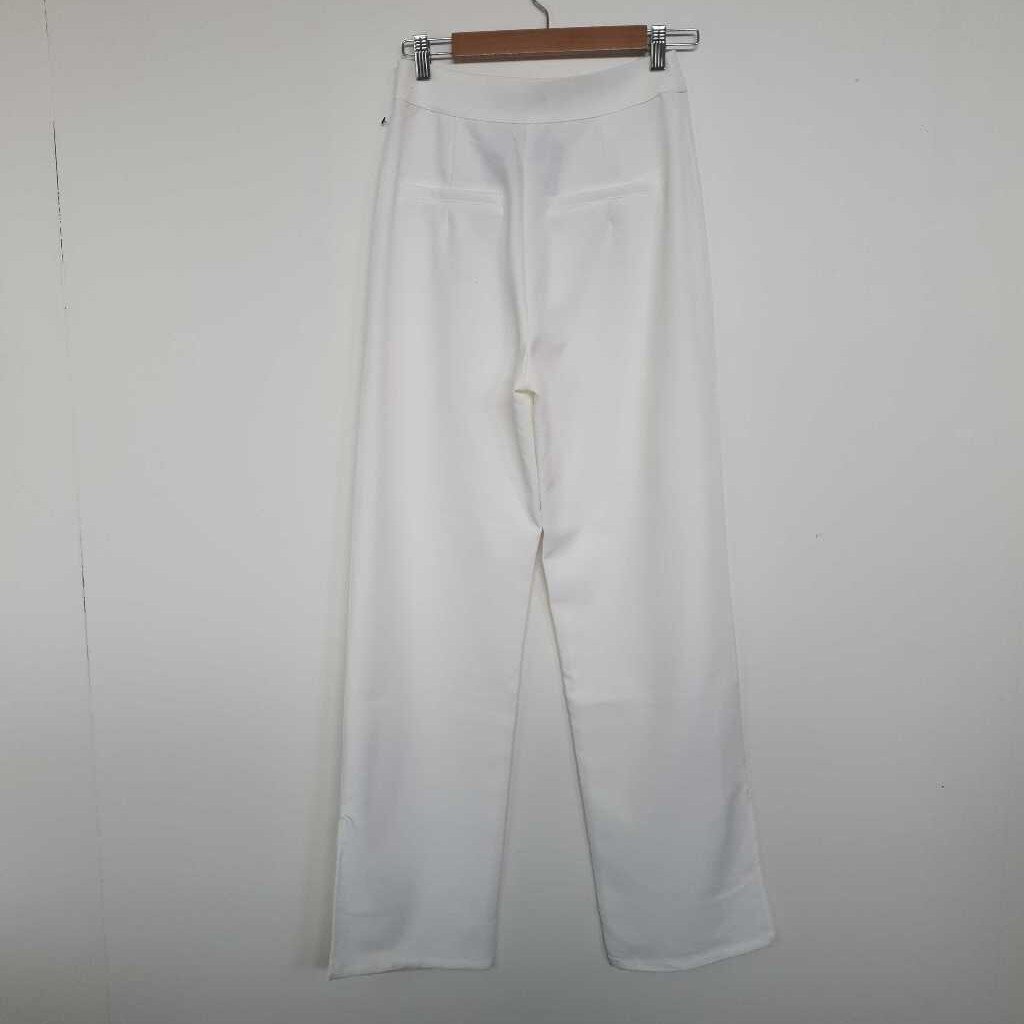Kristina X BWLDR Pants (BNWT) - Size 8