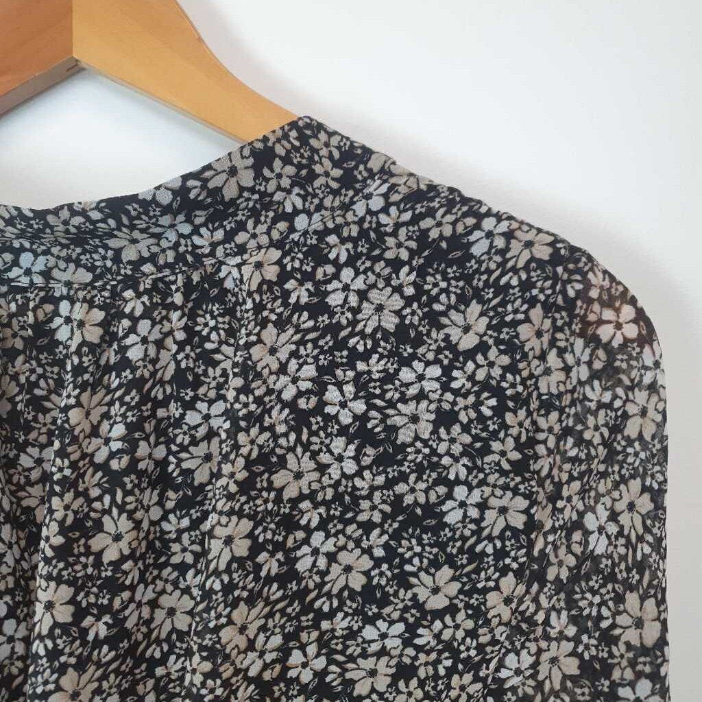 Decjuba Dress - Size 8