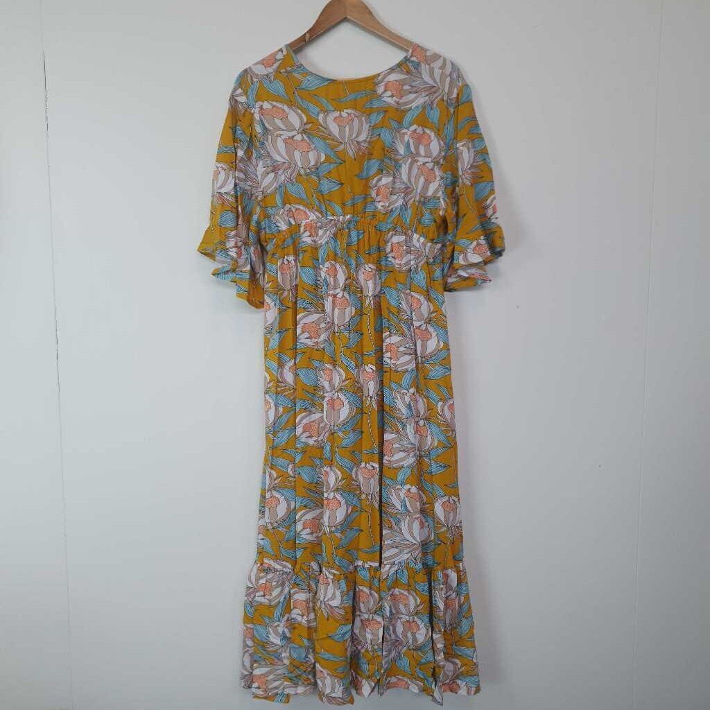 Isla Maree Dress - Size M
