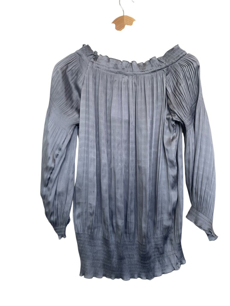 Olla Oh Blouse (pull marks) - Size S