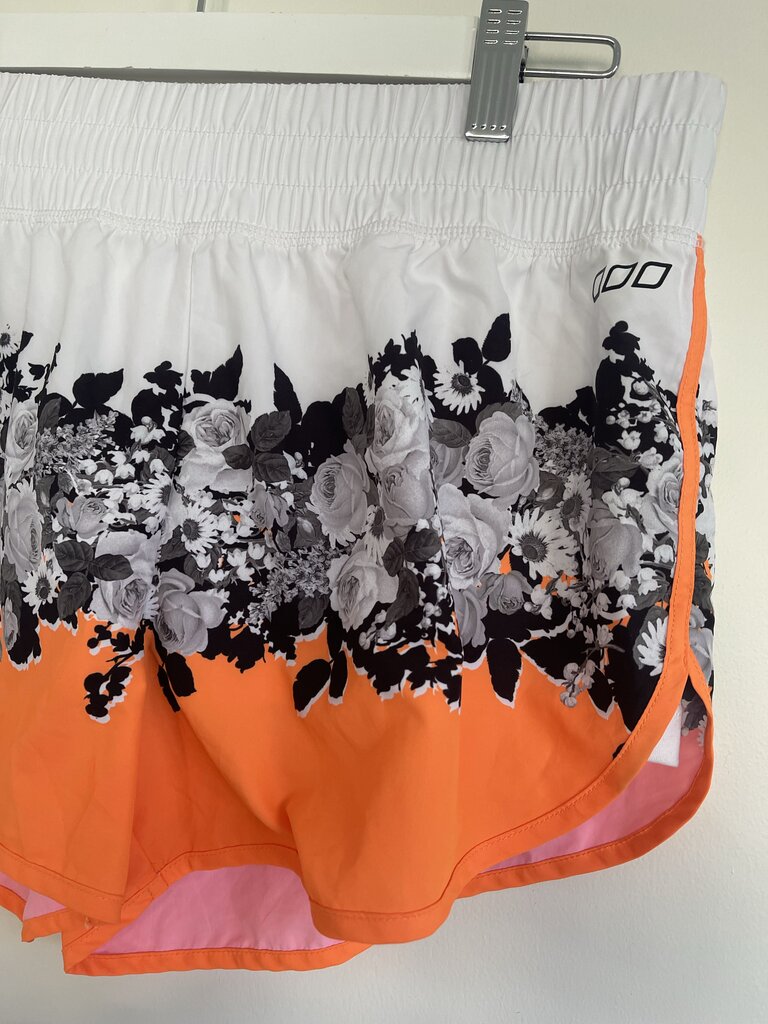 Lorna Jane Shorts (Matching sports Bra) - Size S