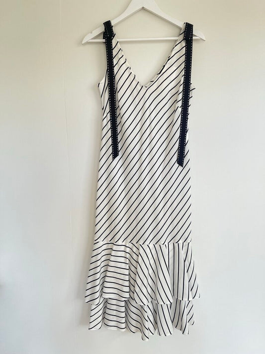 Moss & Spy Dress - Size 8