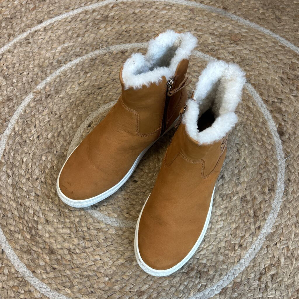 Frankie4 Boots - Size 6