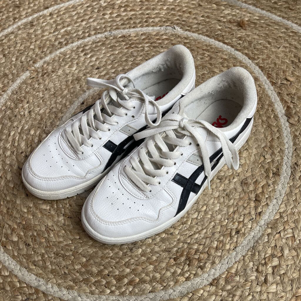 Asics Shoes - Size 8