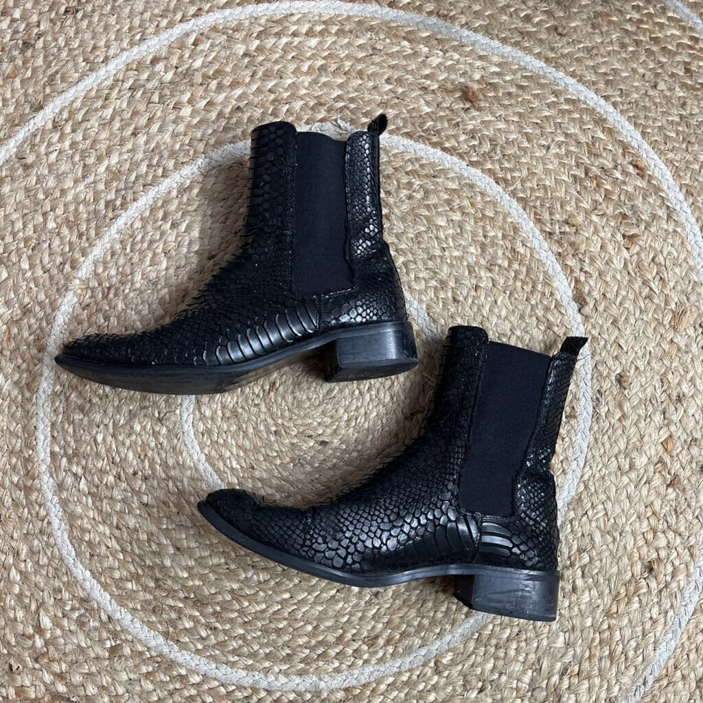 Stella + Gemma Boots - Size 40