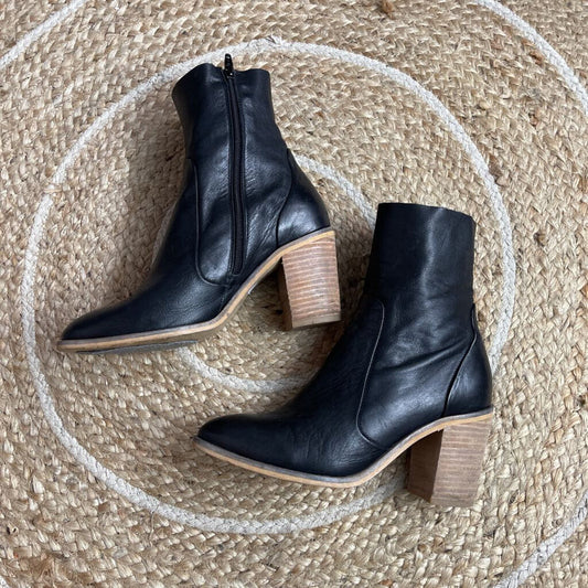 Isabella Anselmi Boots - Size 38