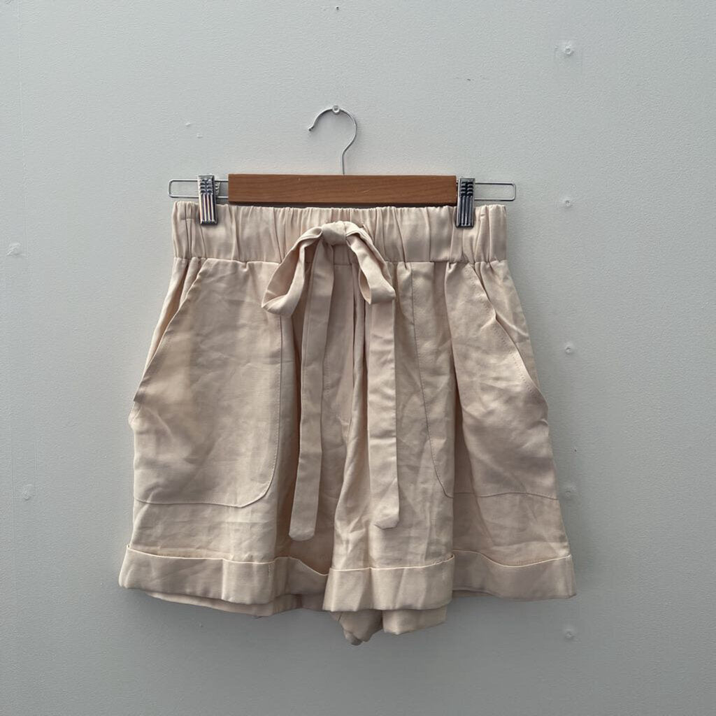 Paper Heart Shorts (nwt) - Size 8