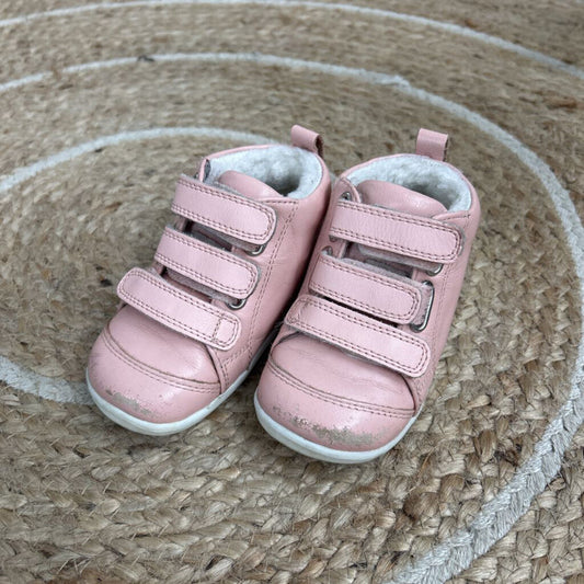 Bobux Shoes (Scuffs) - Size 4 (Box)