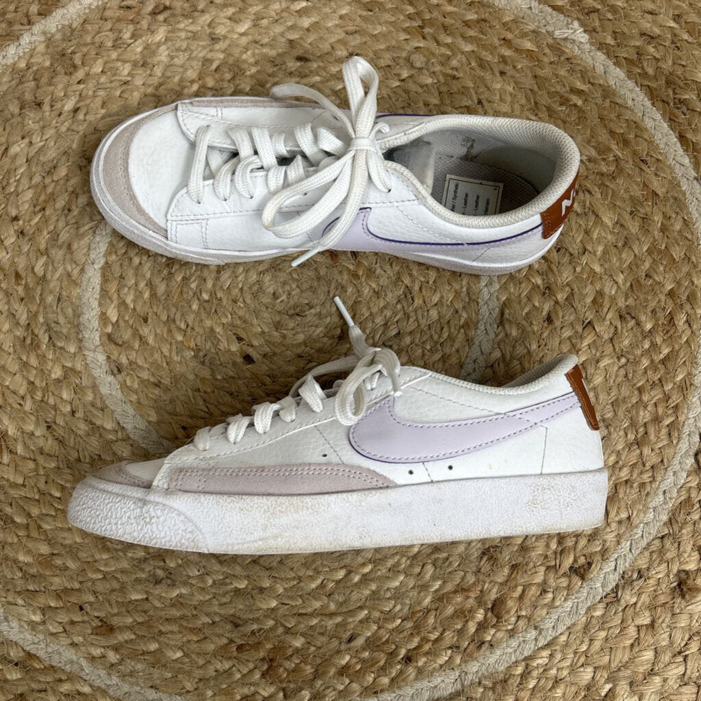 Nike Blazers Low Cut - Size 37.5