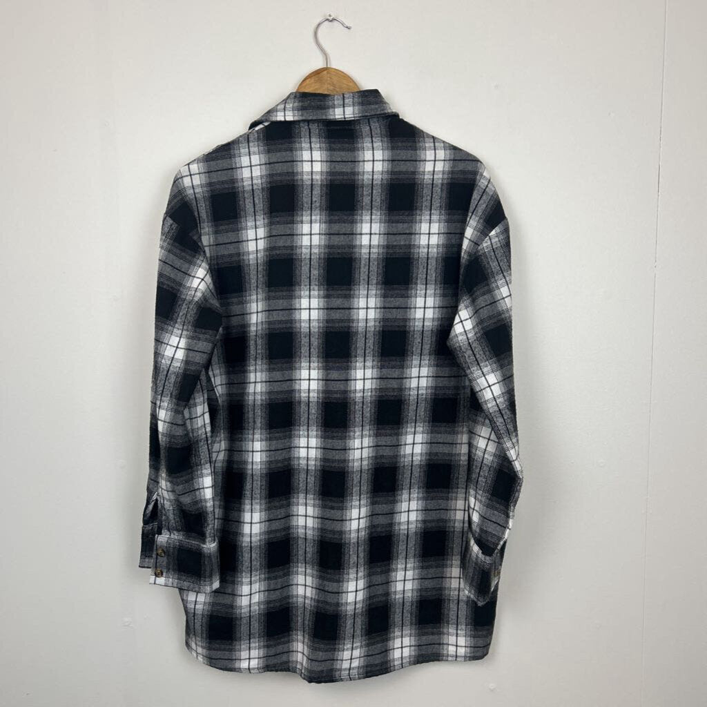 Pretty Little Thing Oversized Shirt - Size M