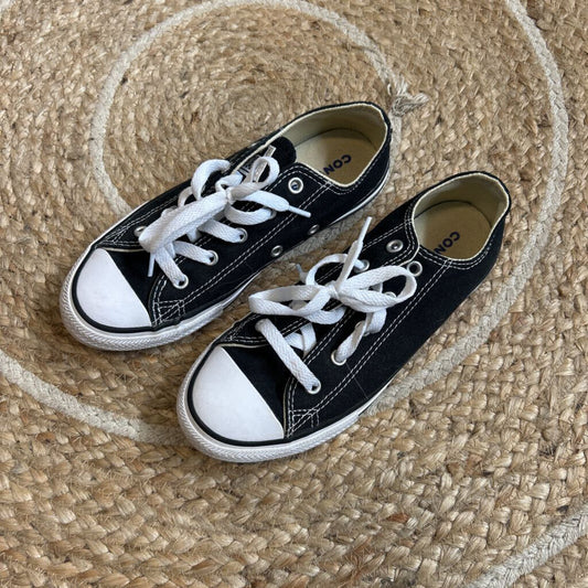 Converse Shoes - Size Y33.5