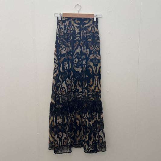 Storm Skirt - Size M