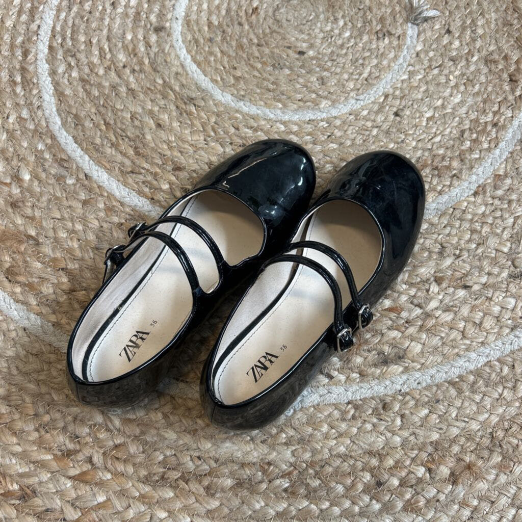 Zara Mary Janes (marks) - Size 36