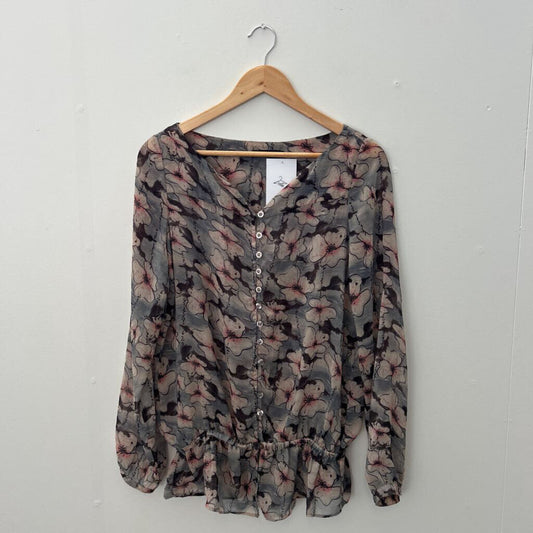 Episode Top - Size 8