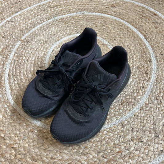 Adidas Shoes - Size 8.5 Mens