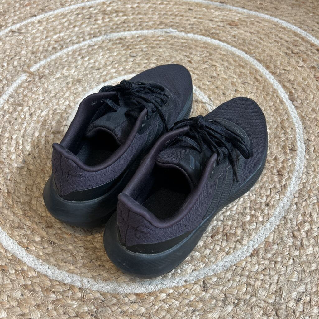 Adidas Shoes - Size 8.5 Mens