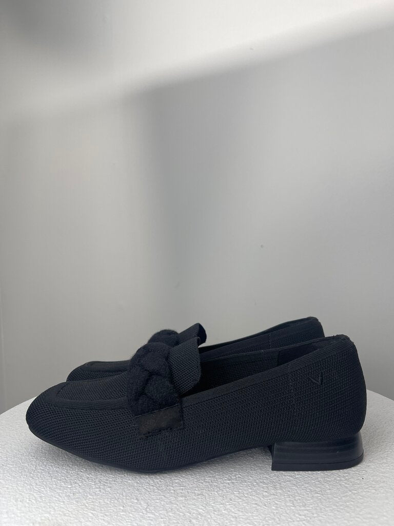 Vivaia Shoes (nwt BOX) - Size 39