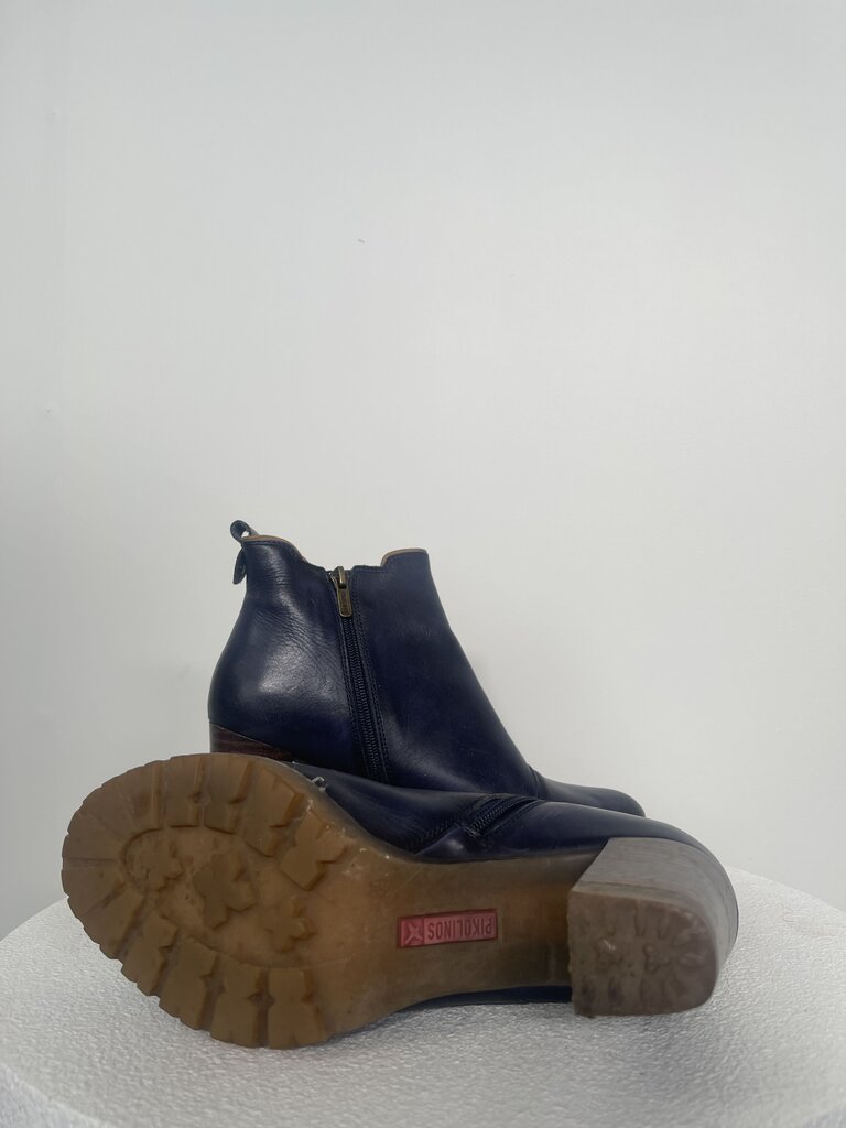 Pikolinos Heeled Boots - Size 39
