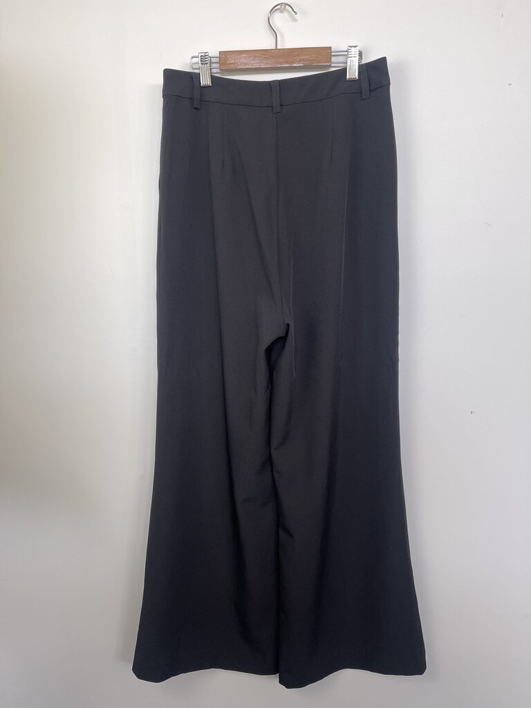 Perfect Stranger Pants - Size 10