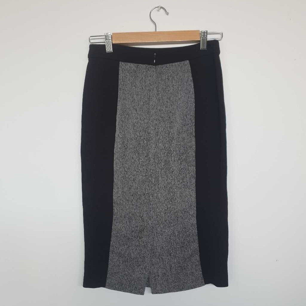 Ben Sherman Skirt (mark) - Size XS