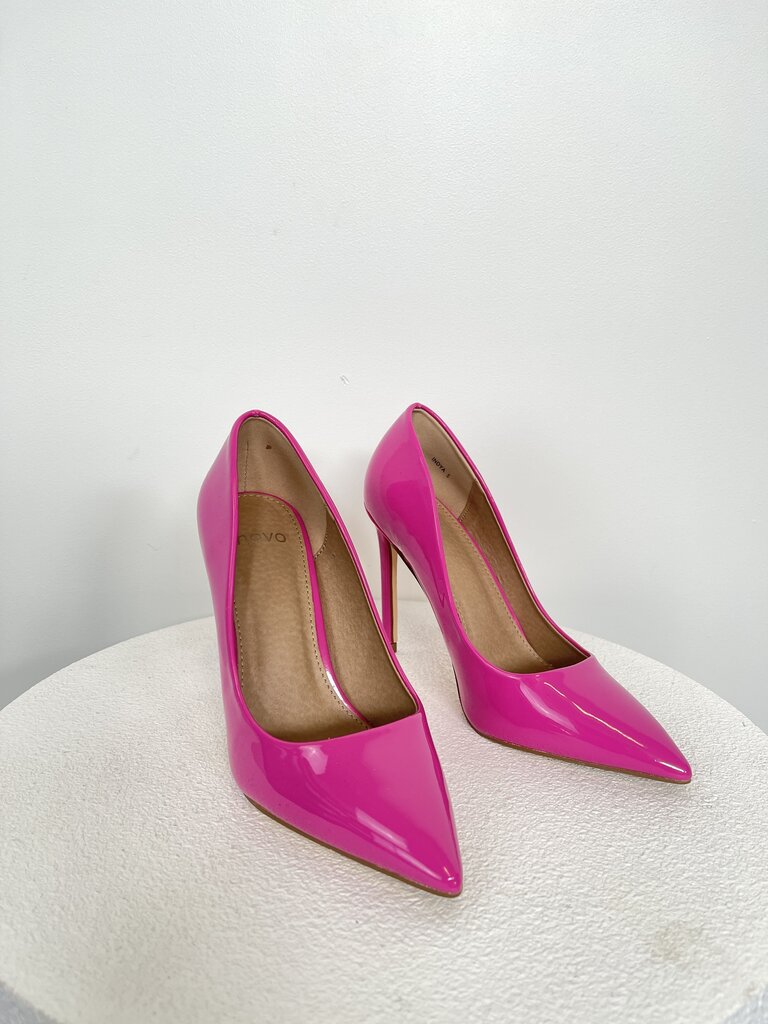 Novo Heels (Box) - Size 5