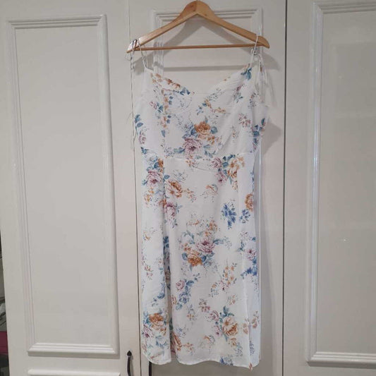 Esther & Co Dress (nwt) - Size 16