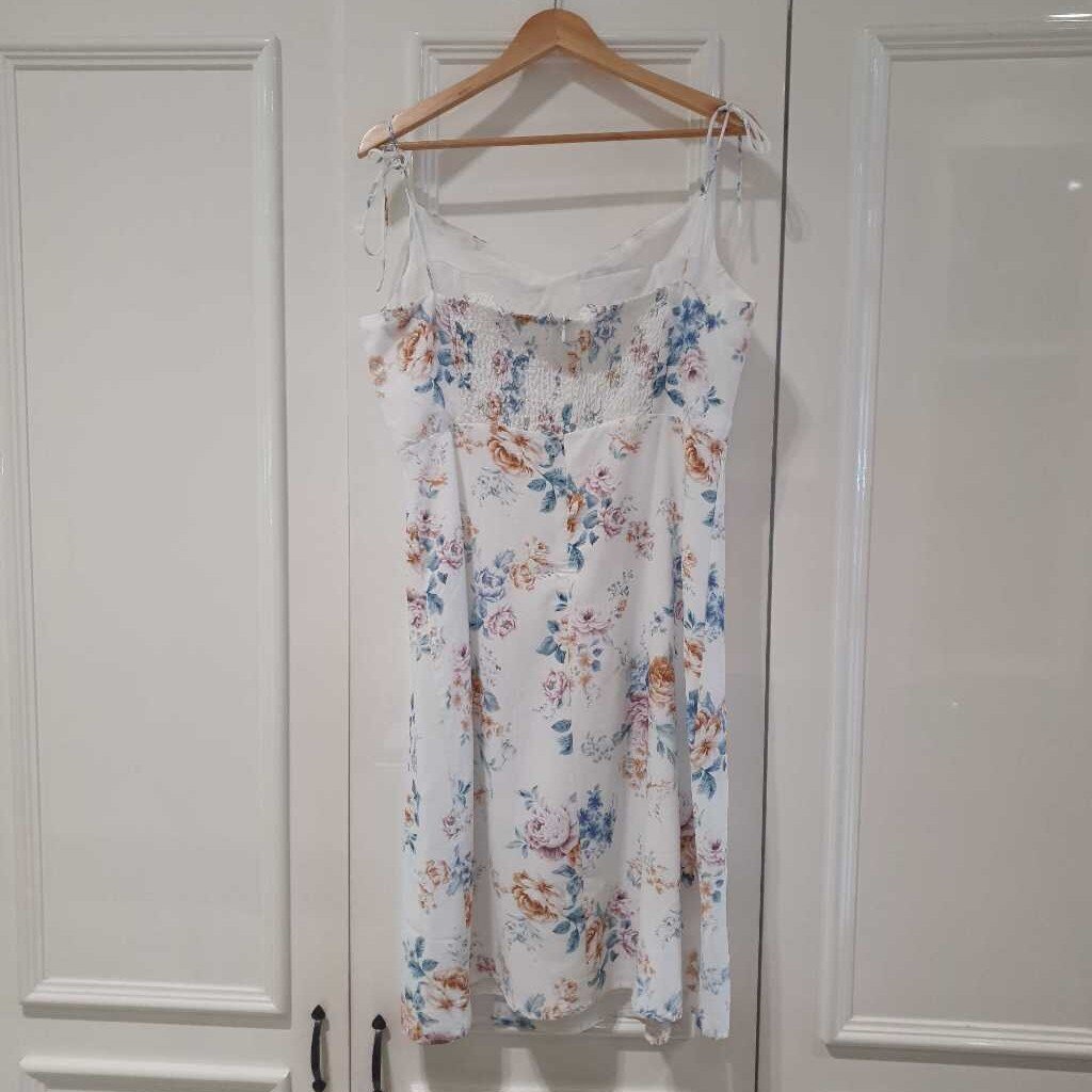 Esther & Co Dress (nwt) - Size 16