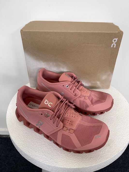 On Cloud Shoes (new with box) - Size 8