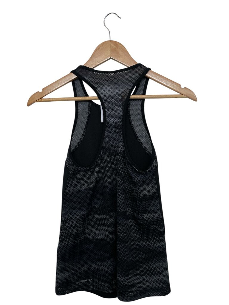 Reebok Sports top - Size s