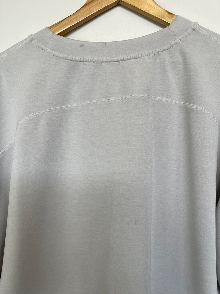 Lulu Lemon Crewneck (Marks) - Size L