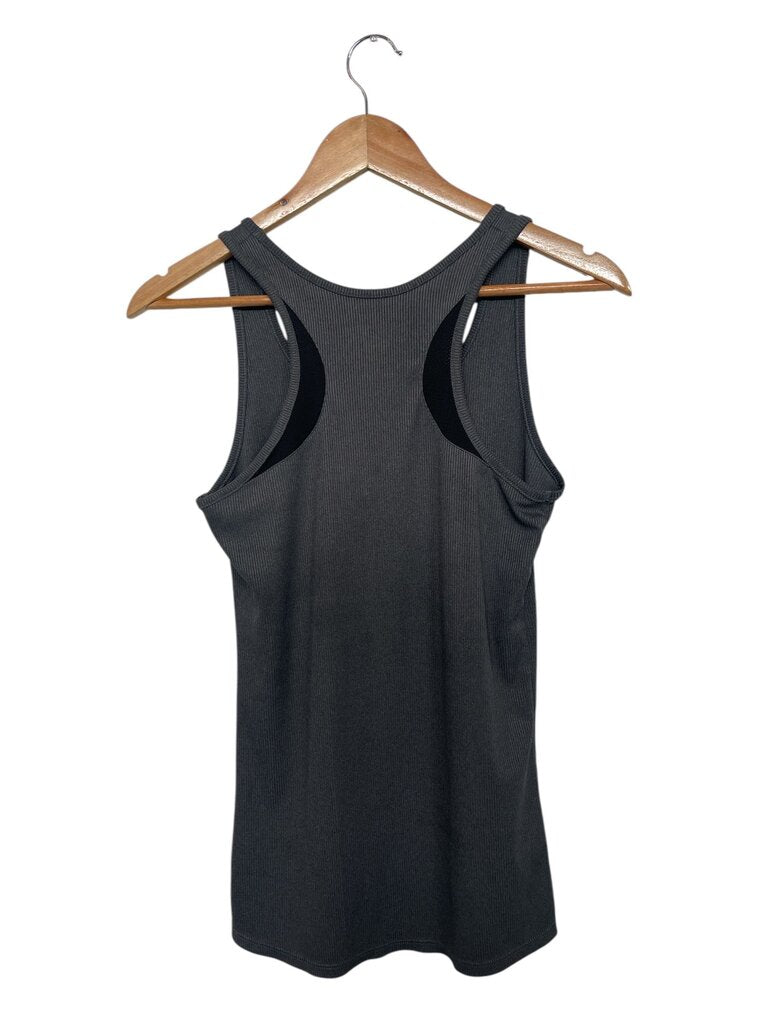 Under Armour Singlet - Size M