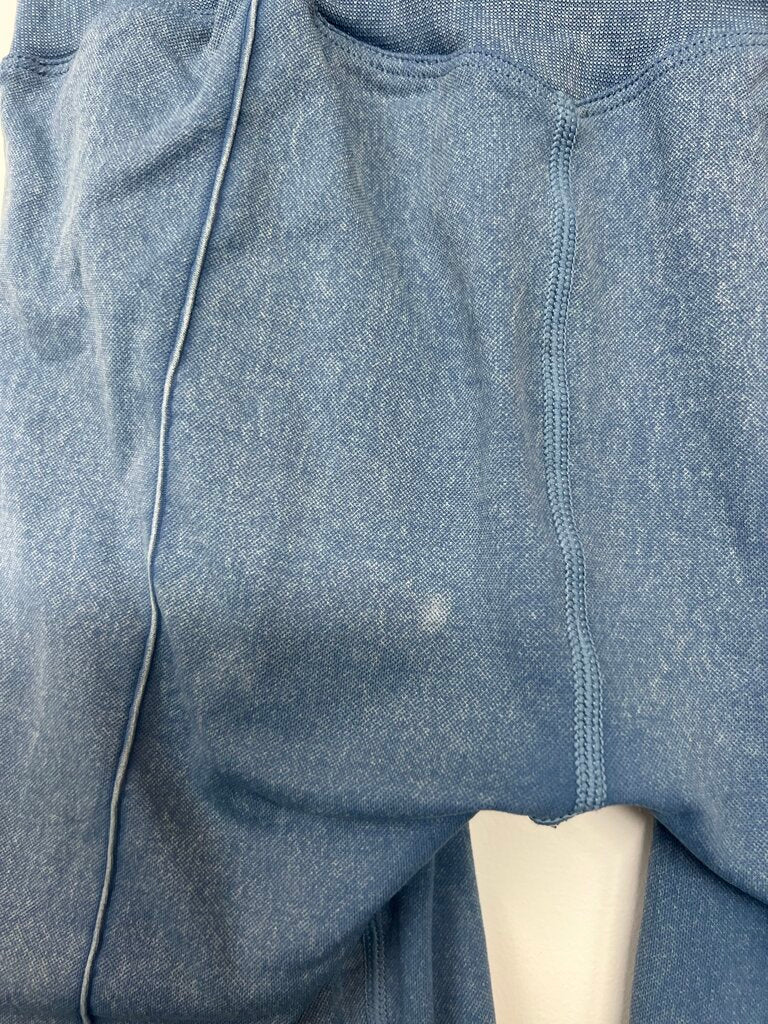 Aimn Bike Shorts - Size M