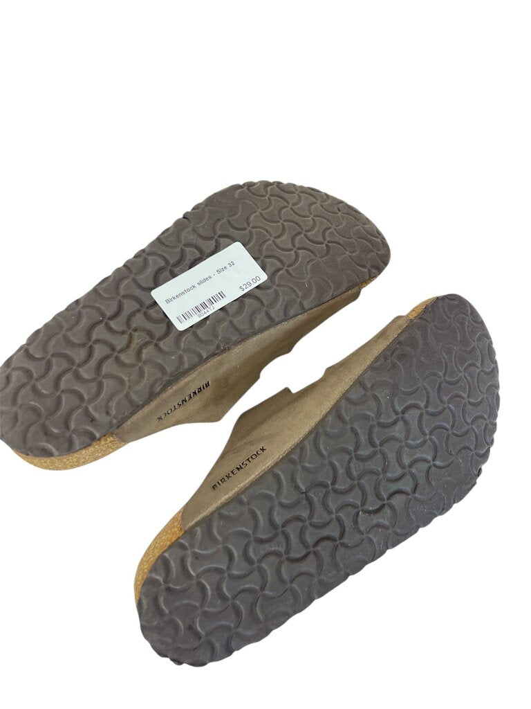 Birkenstock slides - Size 32