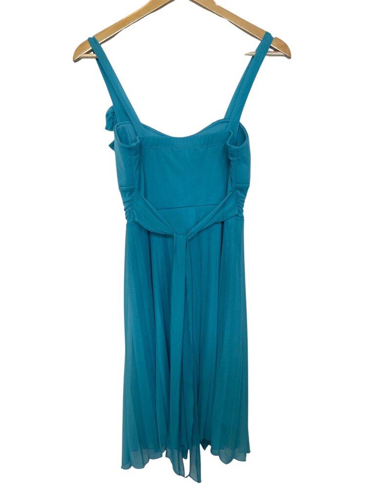 Mei Mei Dress (pull) - Size 8