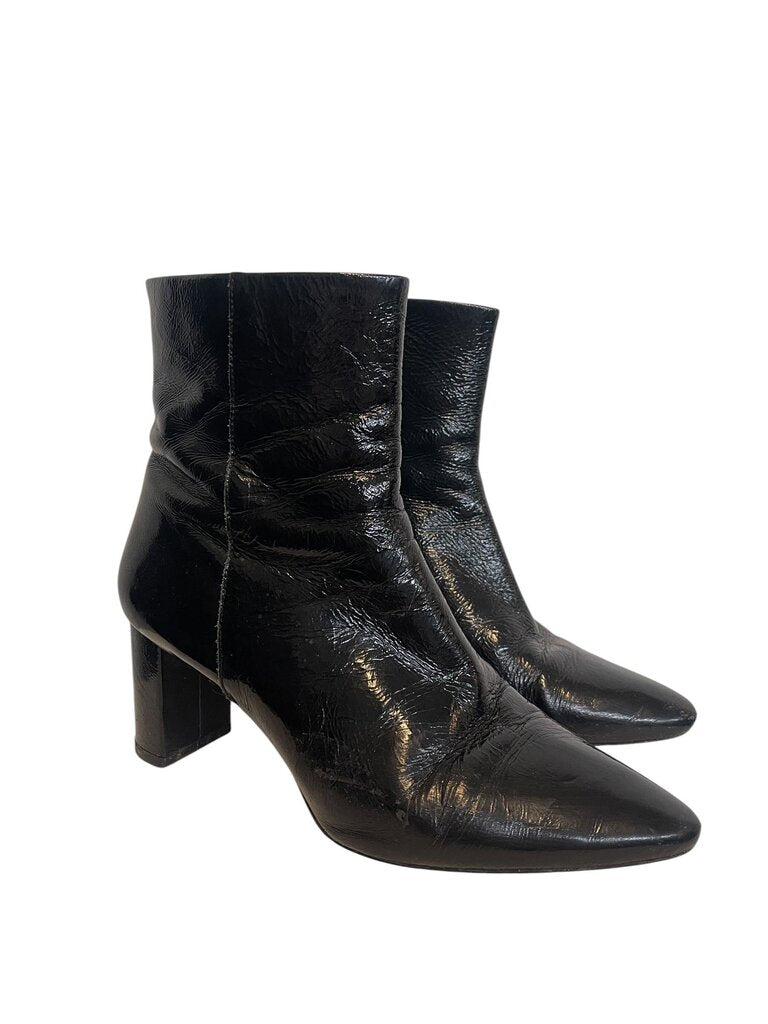 Country Road Boots - Size 42