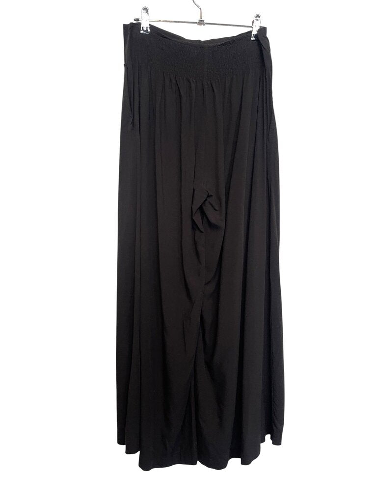 Deanne Hobbs Pants - Size S