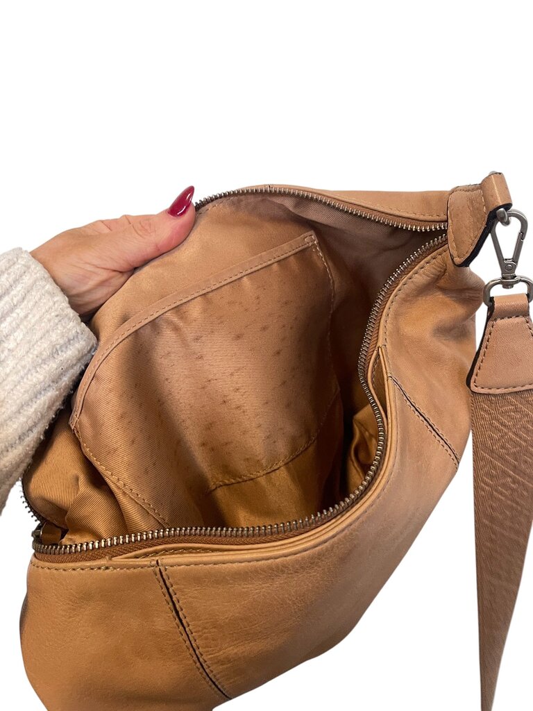 Evity Bag (marks on lining)