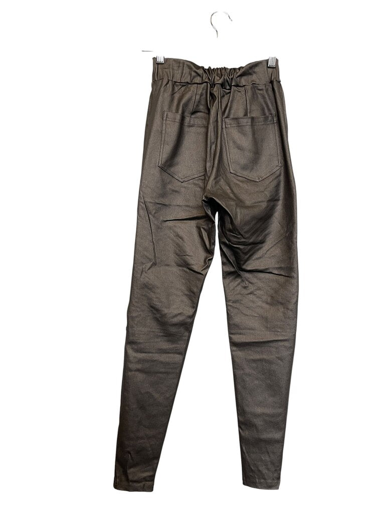 Pretty Basic Pants - Size 10