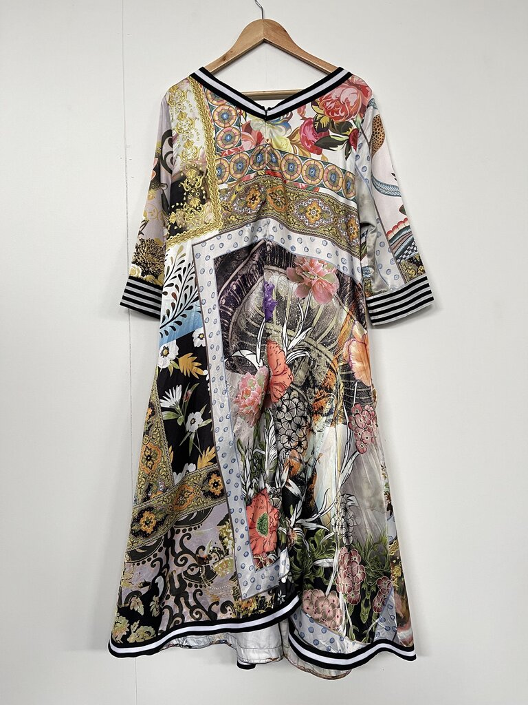 Curate by Trelise Cooper Dress (pulls) - Size L