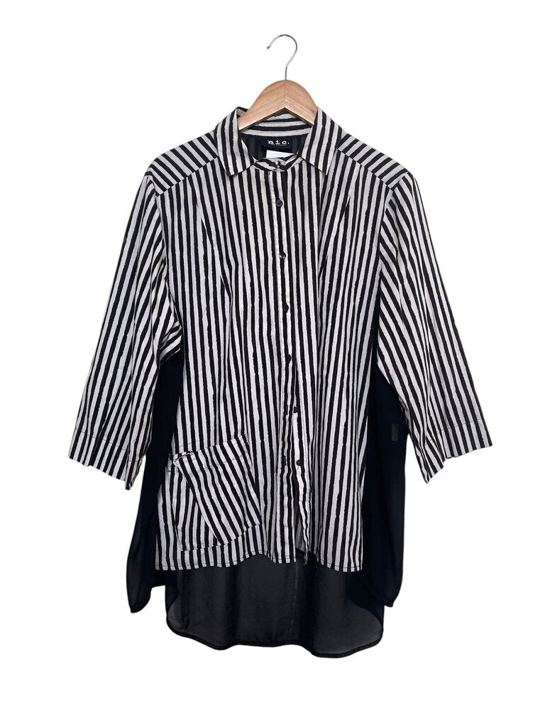Nic. Clothing Shirt - Size 7