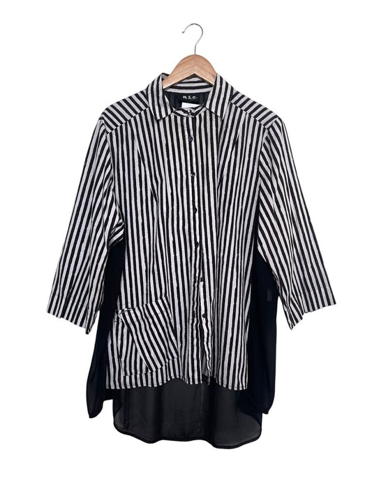 Nic. Clothing Shirt - Size 7