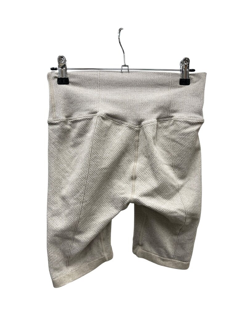 Aimn Shorts - Size M