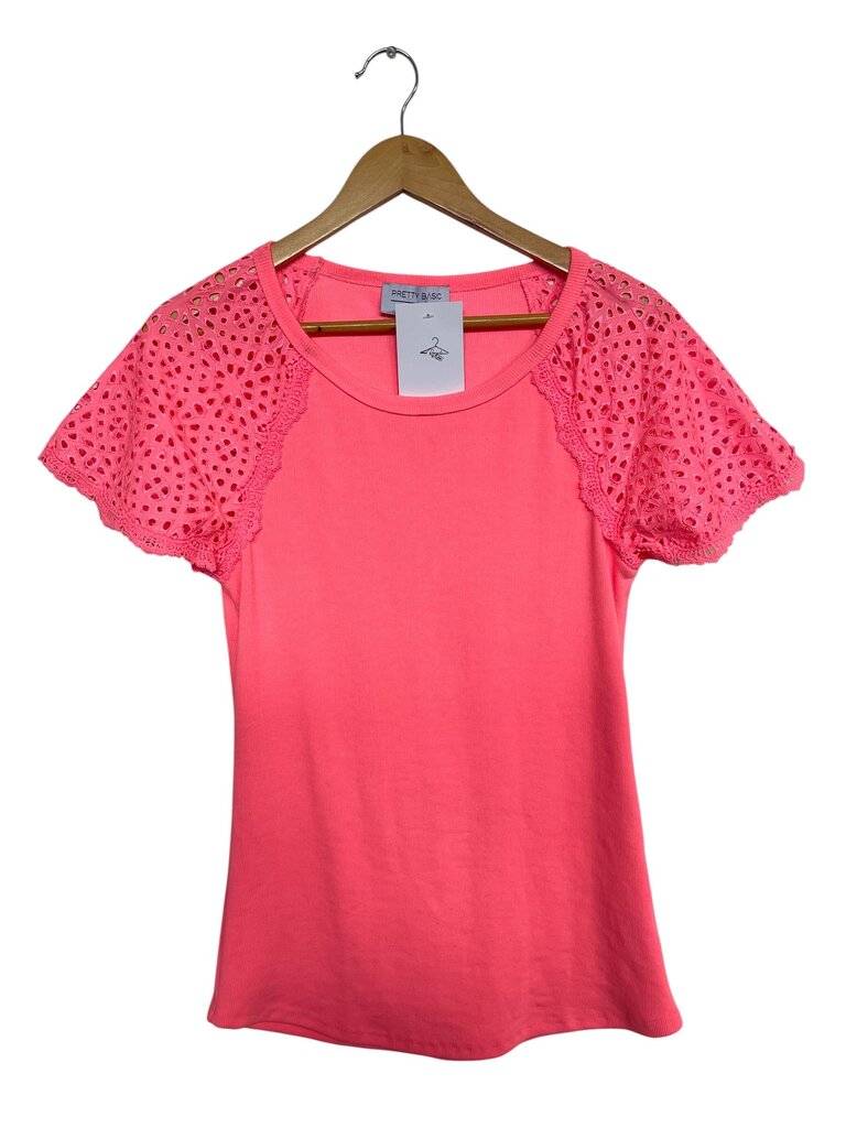 Pretty Basics Tee - Size L