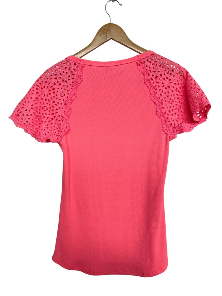 Pretty Basics Tee - Size L