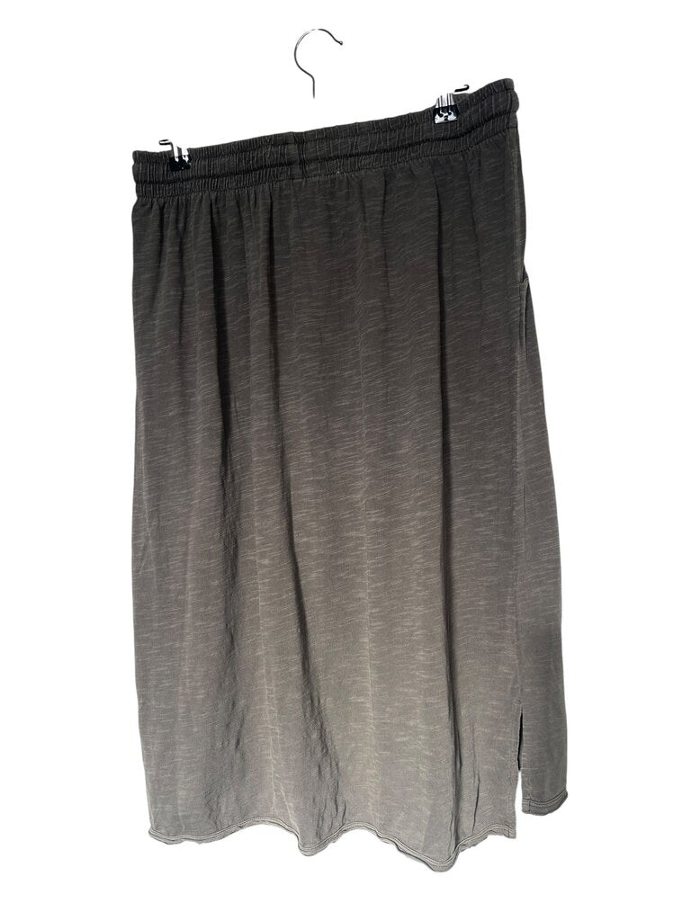 Max Skirt - Size M