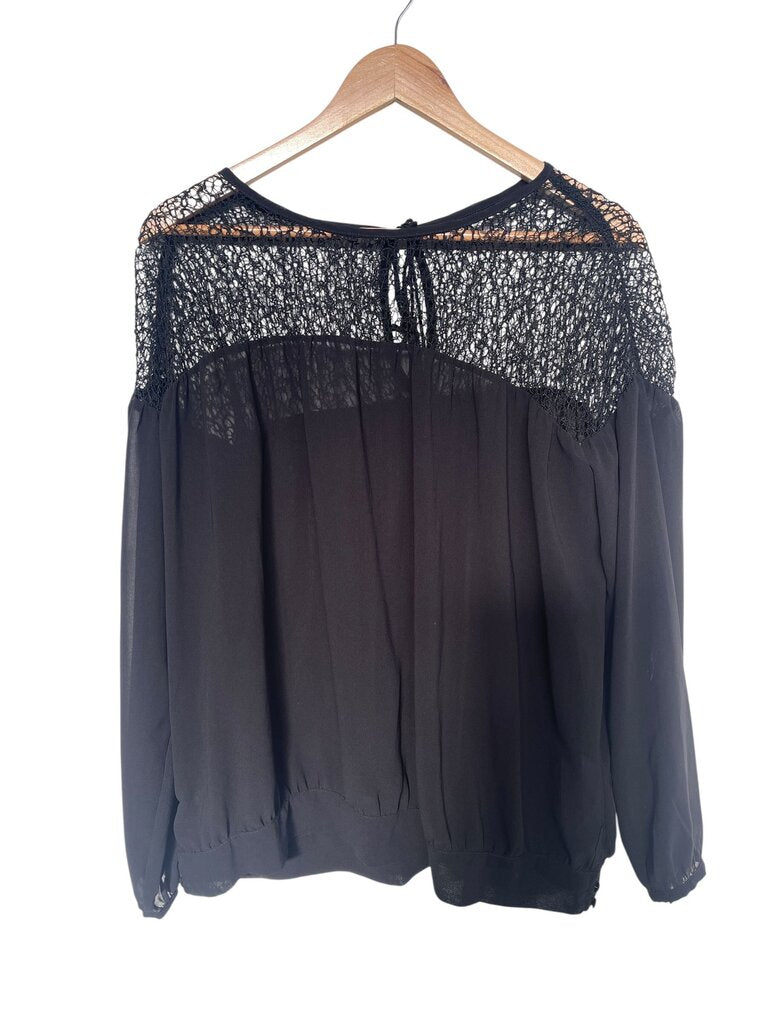 Lace Upper Taired Shirt- Size M