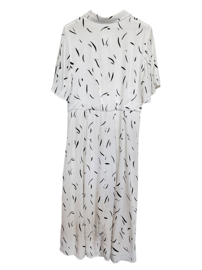 Max Dress - Size 14