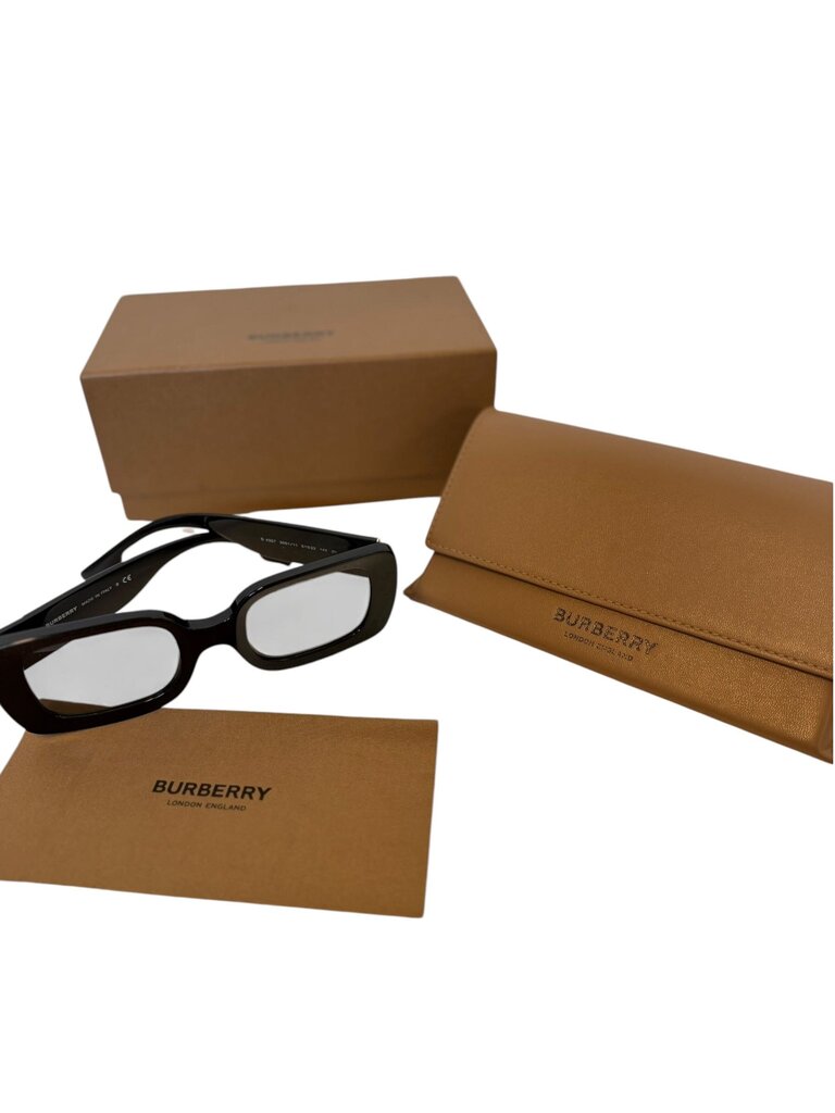Burberry Sunnies (NEW/BOX)